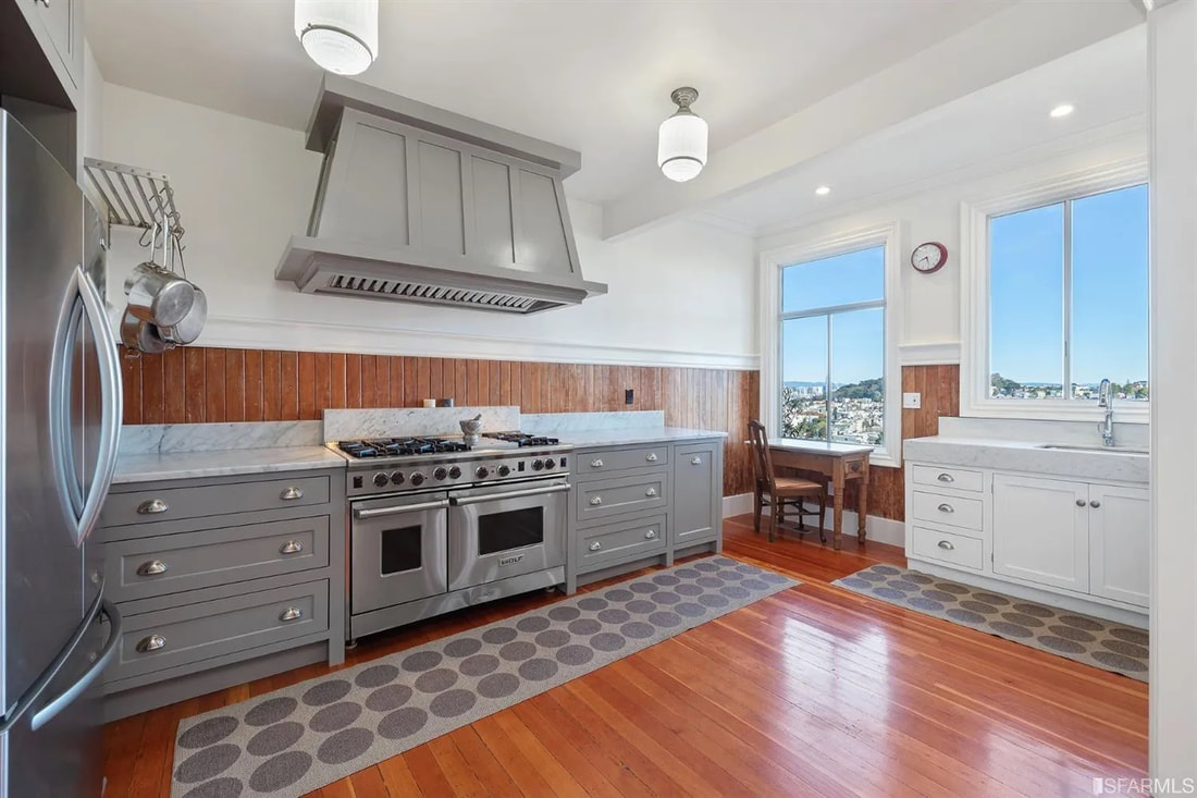 120 Edgewood living space