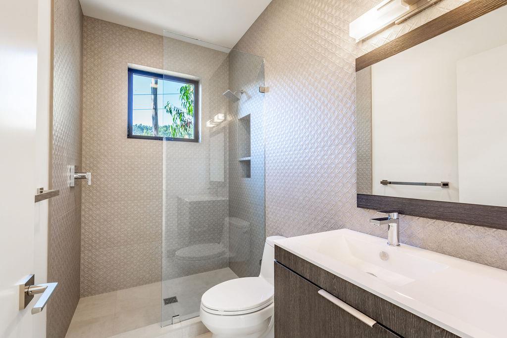 15 Terrace Ave bedroom